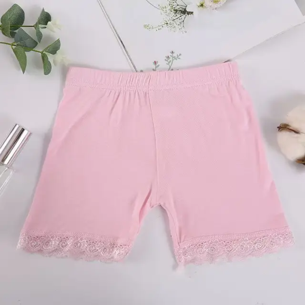 Girls Under Shorts 